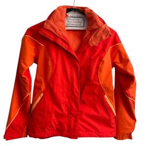 Like new-The North Face outer shell & fleece liner ski/snowboard jacket